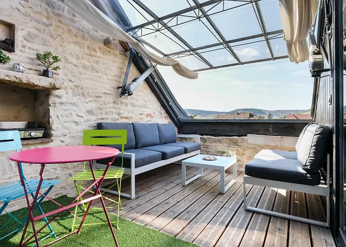 Triplex De Charme : Terrasse/vue Panoramique * Beaune (Cote d'Or)
