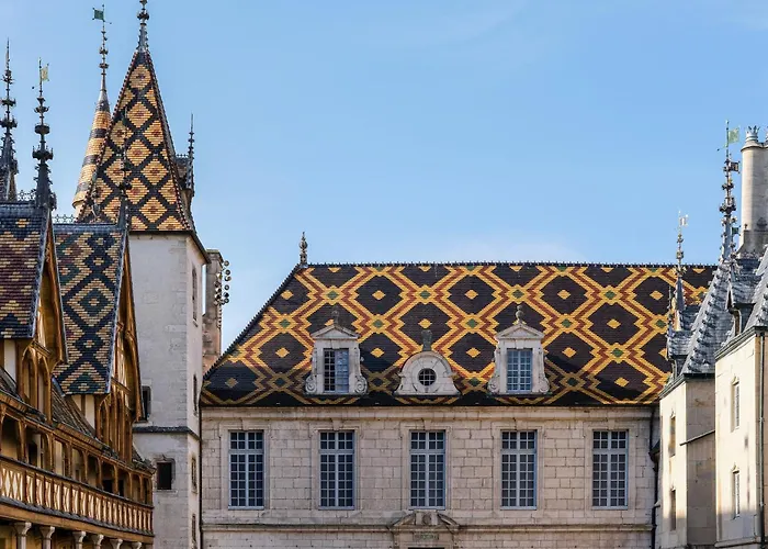 Triplex De Charme : Terrasse/vue Panoramique Beaune (Cote d'Or)