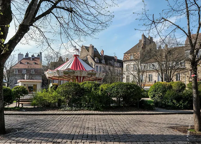 Triplex De Charme : Terrasse/vue Panoramique Beaune (Cote d'Or)